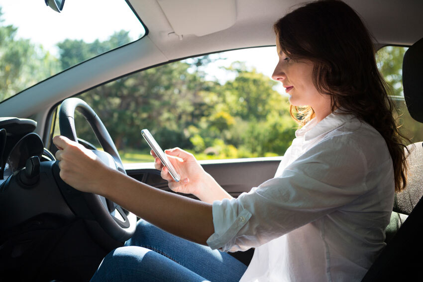 texting-while-driving
